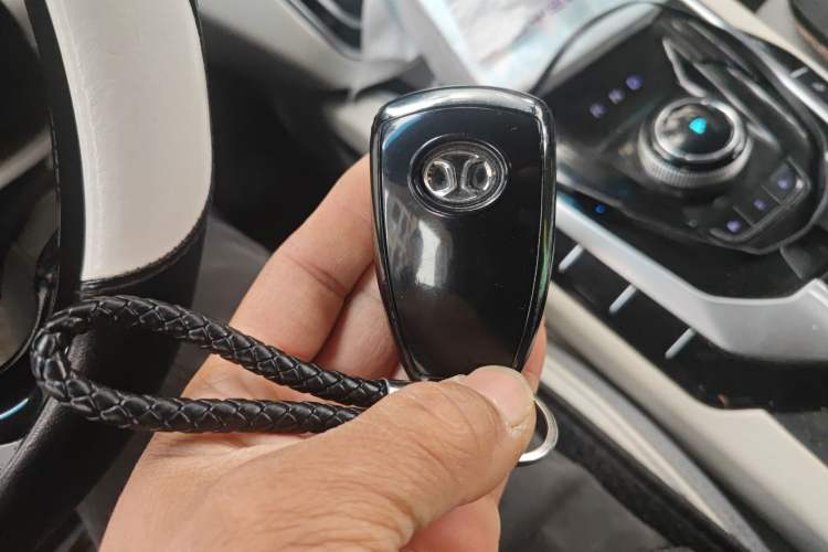 Used BAIC Beijing EU5 2018 R500 Smart Wind Edition