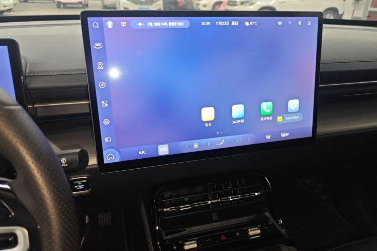 Used Wuling Xingguang 2024 Co-Creation Edition 510 Advanced Model
