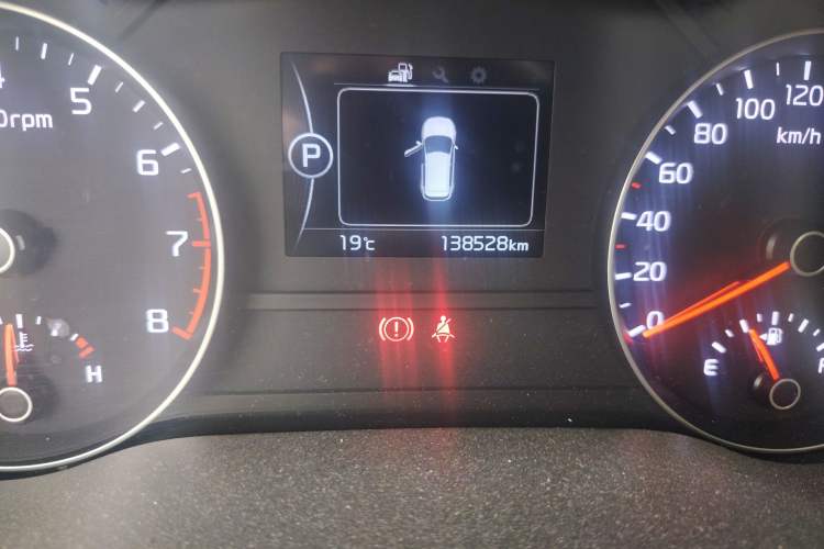 Used Kia KX5 2016 2.0L Automatic 2WD Premium Odometer Close Up