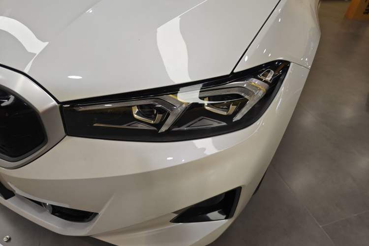 Used BMW i3 2022 eDrive 35 L
