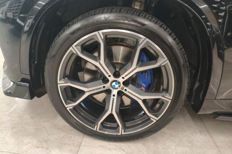 Used BMW X5 2022 xDrive40i Luxury Edition M Sport Package
