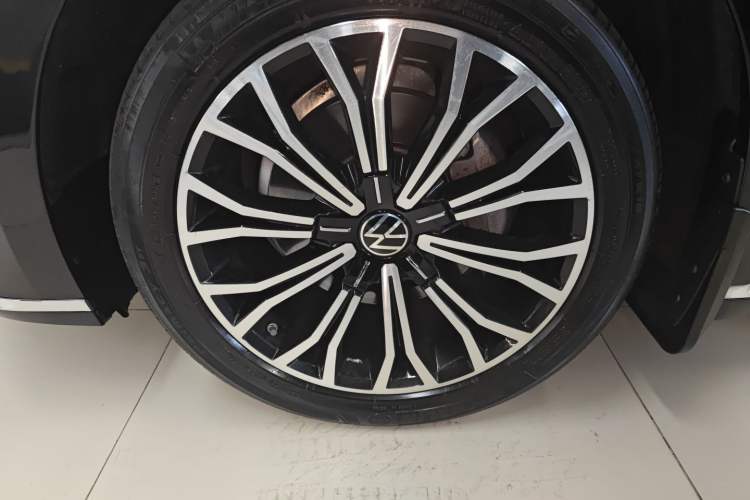 Used Volkswagen Phideon 2021 380TSI Luxury Edition