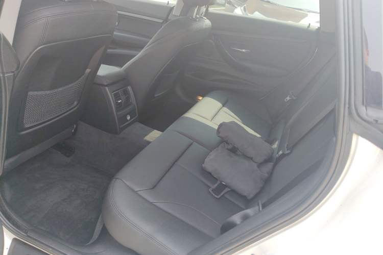 Used BMW 3 Series GT 2018 320i Sport Edition