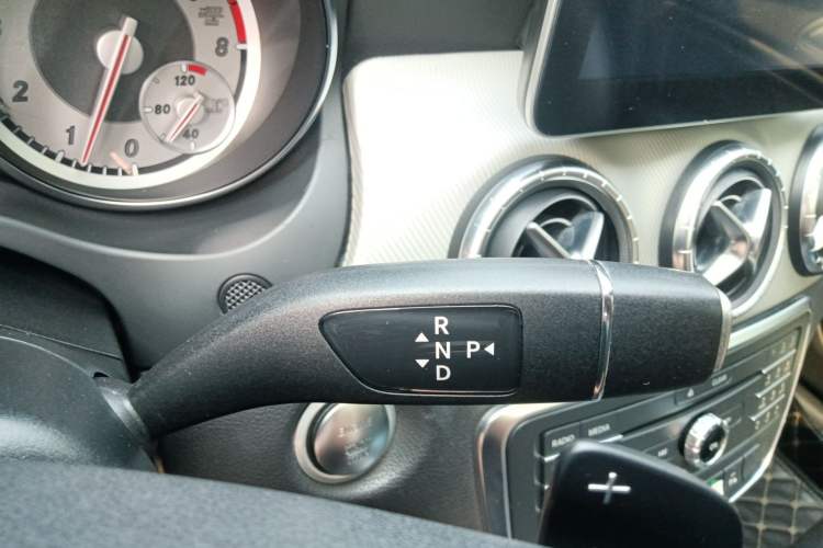 Used Mercedes-Benz CLA 2015 CLA 200 Gear Lever