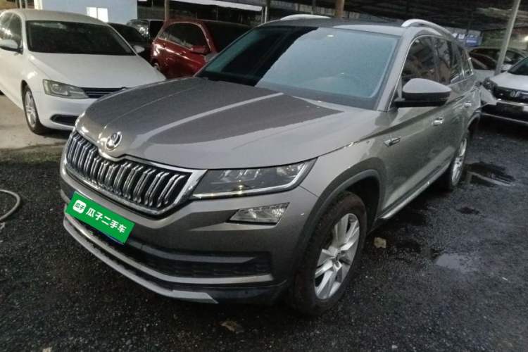 Used Skoda Kodiaq 2018 Facelifted TSI330 5-Seater Two-Wheel-Drive Luxury Enjoyment Edition