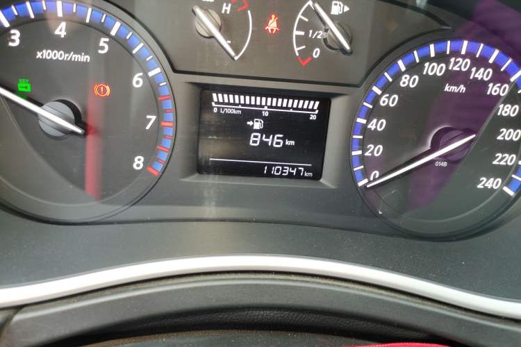 Used Venucia T90 2017 2.0L Manual ZhiShang Edition Odometer Close Up