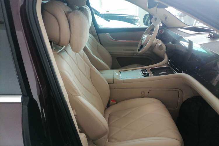 Used Hima AITO M9 2025 Extended-Range Ultra Version 52 kWh 6-Seater