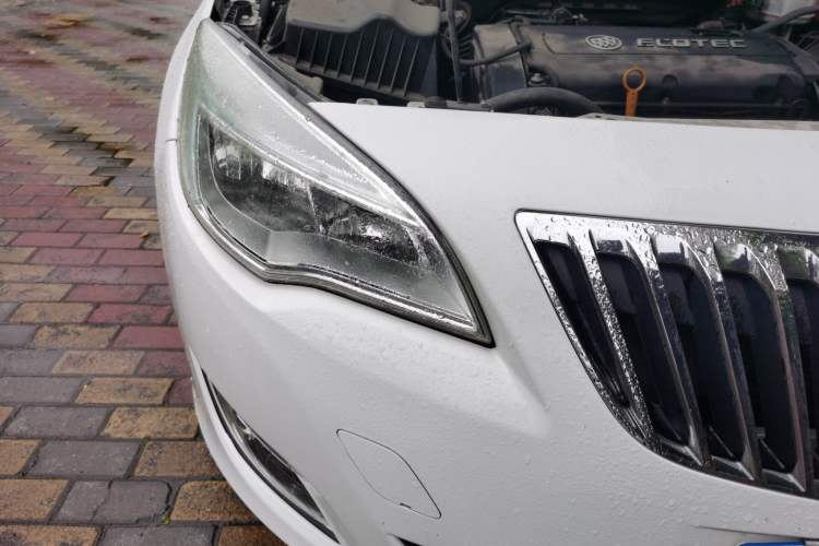 Used Buick GT 2013 XT 1.6L Automatic Fashion Edition Right Front Headlight