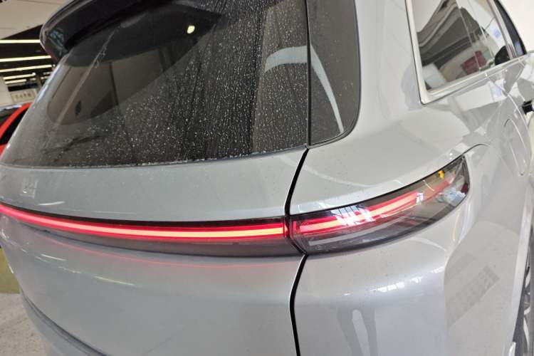 Used Li Auto L8 2023 Max model Right Rear Taillight