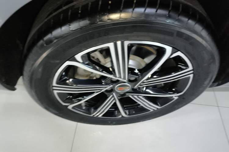 Used Hongqi H5 PHEV 2025 170 Super Hybrid Version
