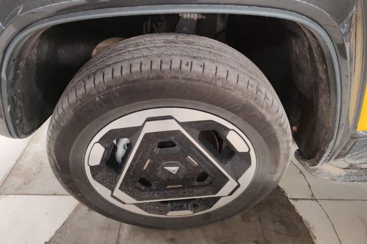 Used Deepal G318 2025 Worry-Free Adventure Edition Four-Wheel Drive Secret Realm Version Exterior 4