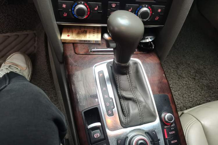 Used Audi A6L 2010 2.4L Comfort Edition
