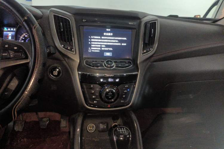 Used CHANGAN CS75 2017 Shangku Edition 1.5T Manual ZhiXiang Model