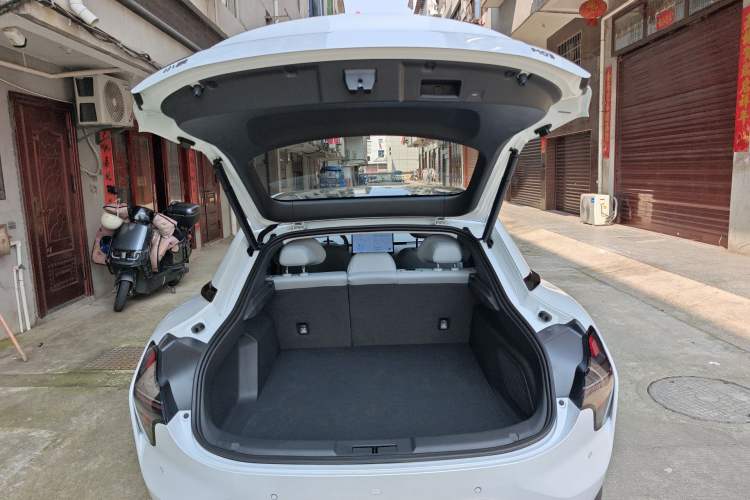 Used XPeng MONA M03 2025 600 with Ultra-Long Range Max Trunk