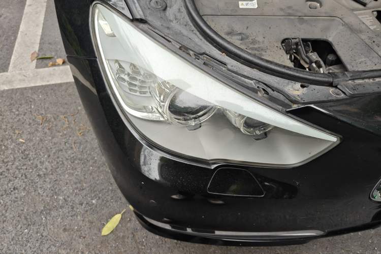 Used BMW 5 Series GT 2013 535i Leading Model
