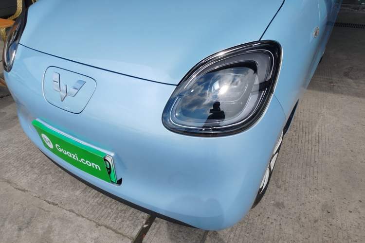 Used Wuling Hongguang MINIEV 2025 Four-Door Version Zhenxiang+ Edition Left Front Headlight