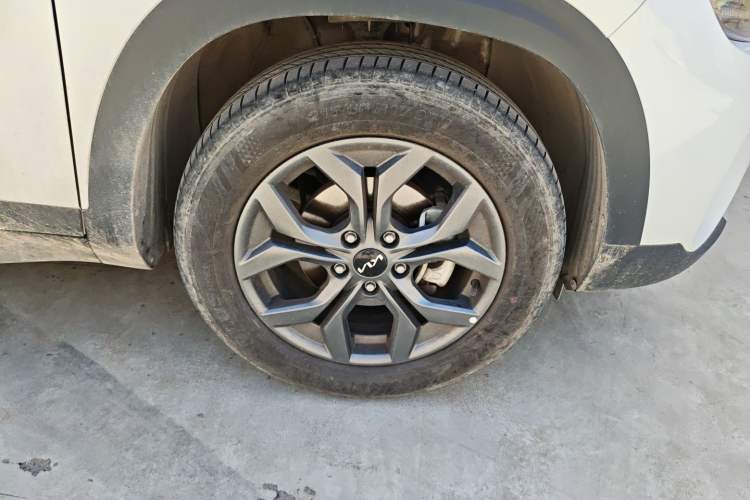 Used Kia Seltos 2023 1.5L CVT Luxury Edition
