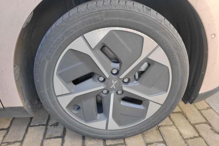 Used XPeng MONA M03 2024 620 with Ultra-Long Range
