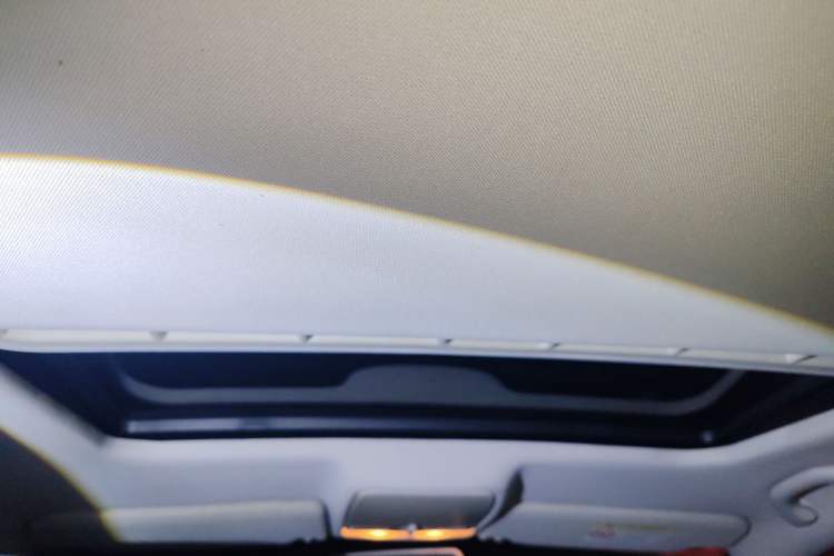 Used Volkswagen Bora 2015 Value Edition 1.6L Automatic Comfort Version