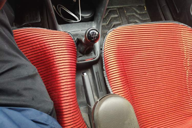 Used Volkswagen Jetta 2013 1.4L Manual Comfort Model
