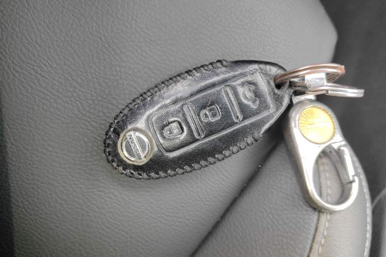 Used Nissan Sylphy 2020 1.6L XL Manual Enjoyment Edition Vehicle Key