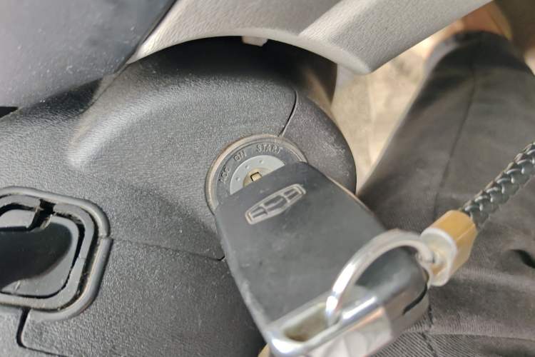 Used Geely Auto Vision 2015 1.5L Manual Elite Model
