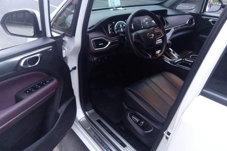 Used GAC Trumpchi M6 2023 PRO 270T DCT Luxury Edition
