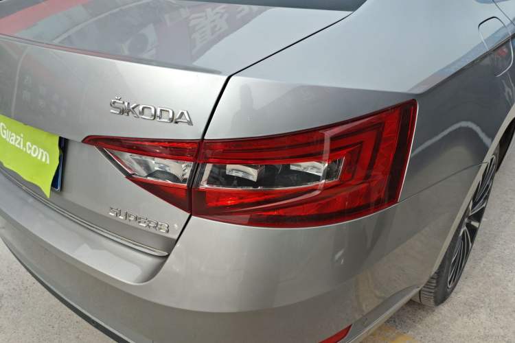 Used Skoda Superb 2016 TSI330 DSG Smart Drive Edition