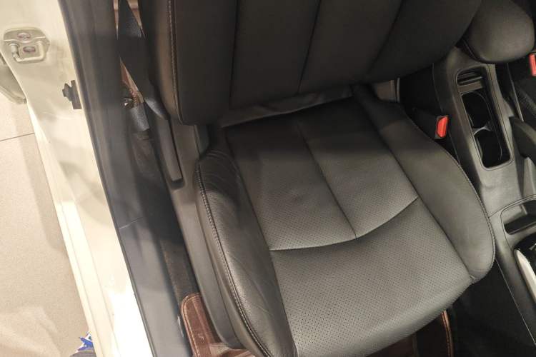 Used Nissan Sylphy 2016 1.6 XL CVT Luxury Edition Right Front Seat