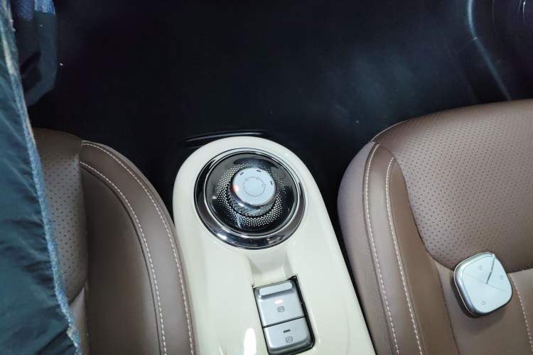 Used Wuling Bingo 2023 333 km Lingxi Connected+ Version