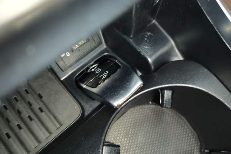 Used Mercedes-Benz E-Class 2020 E 300 L Luxury Model Vehicle Key