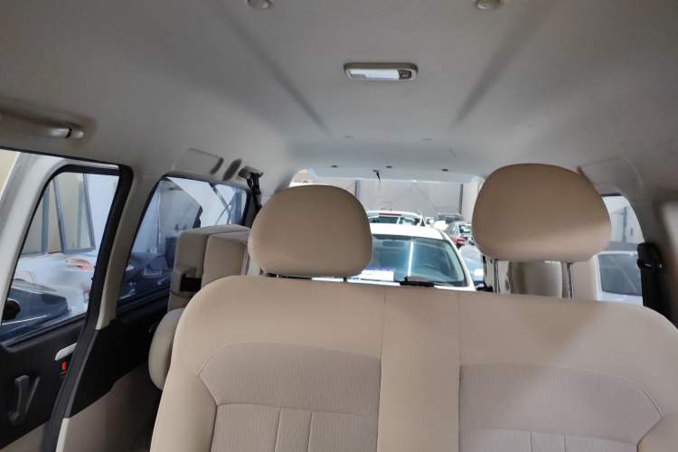 Used FORTHING Lingzhi 2019 M5L 1.6L 7-Seater Base Model China VI Standard