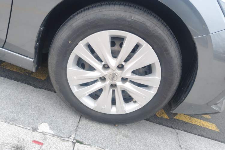 Used Nissan Sylphy 2020 1.6L XE CVT Comfort Edition Right Front Wheel Hub