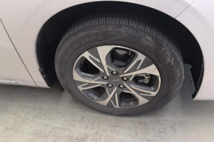 Used SAIC MAXUS G90 2022 2.0T Galaxy Seven-Seater Version

