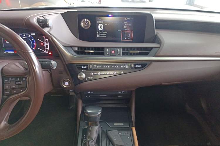 Used Lexus ES 2020 260 Excellence Edition
