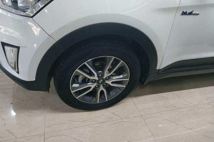 Used Hyundai ix25 2016 1.6T Dual-Clutch Two-Wheel Drive Smart GLS Model
