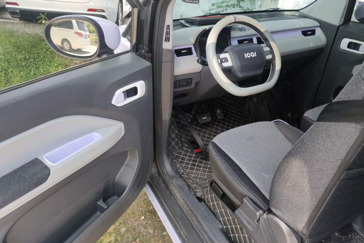 Used Chery New Energy QQ Ice Cream 2022 120km Conical Shape Lithium Iron Phosphate