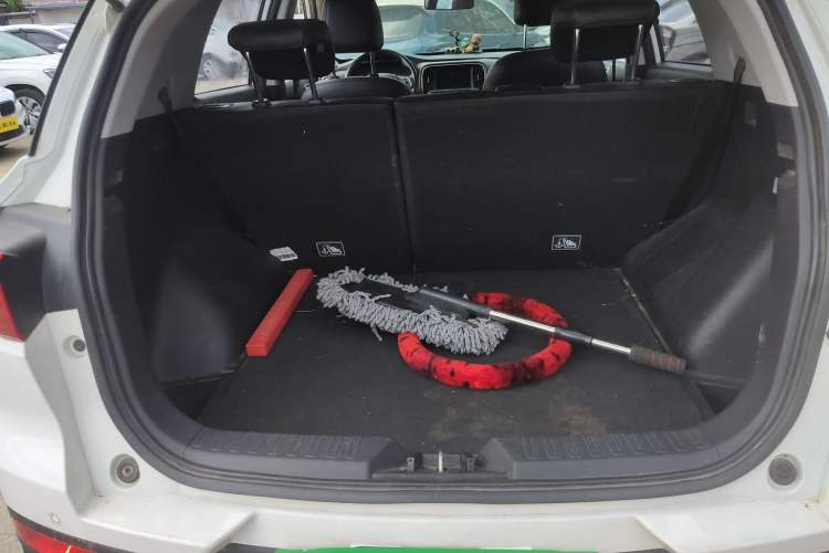 Used GAC Trumpchi GS3 2019 235T Automatic Elite Edition Trunk