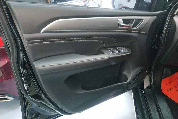 Used Haval M6 2021 PLUS 1.5T DCT Luxury Smart Connectivity Model