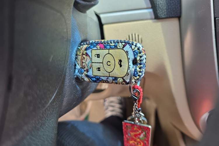 Used Buick Excelle 2013 1.5L Automatic Classic Model
