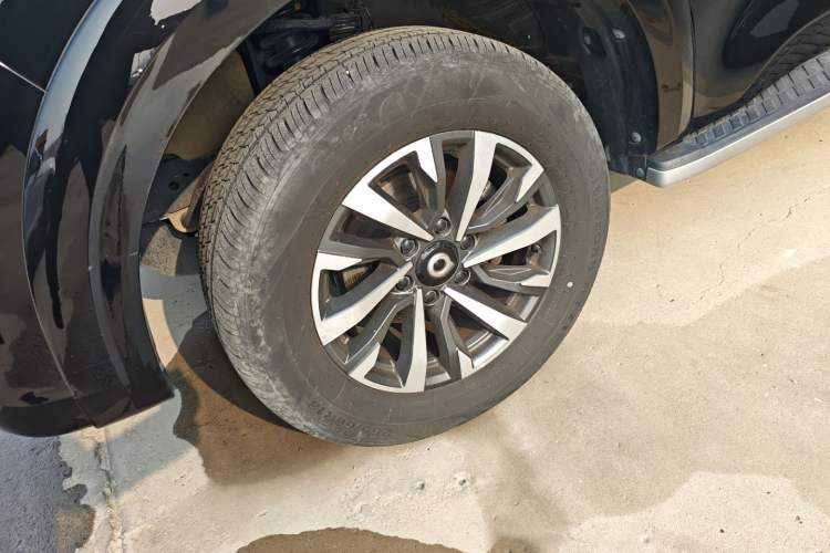 Used Great Wall Poer 2023 2.0T Passenger Version Automatic Diesel Two-Wheel Drive Comfort Trim – GW4D20M
