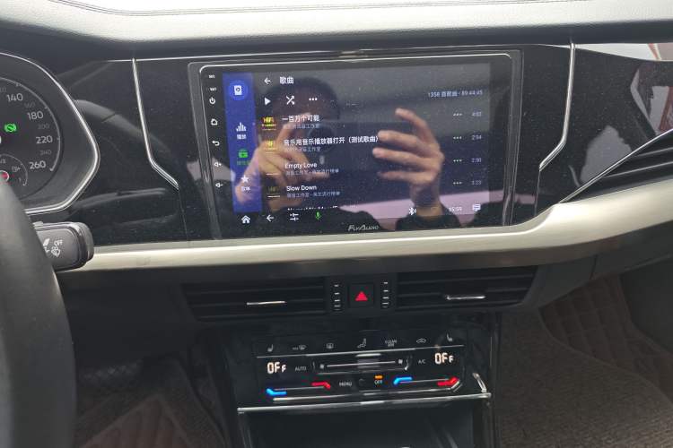 Used Volkswagen Passat 2020 330TSI Elite Edition China VI Audio And AC Panel