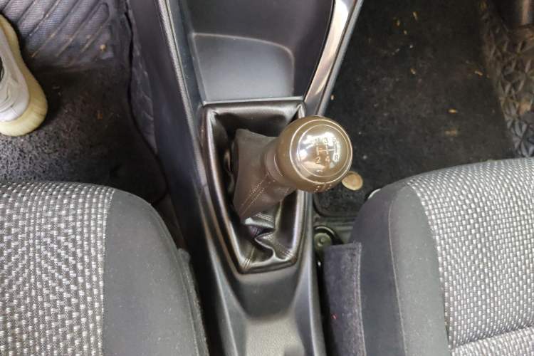 Used Toyota Vios 2016 1.5L Manual ZhiZhen Xingyao Edition Gear Lever
