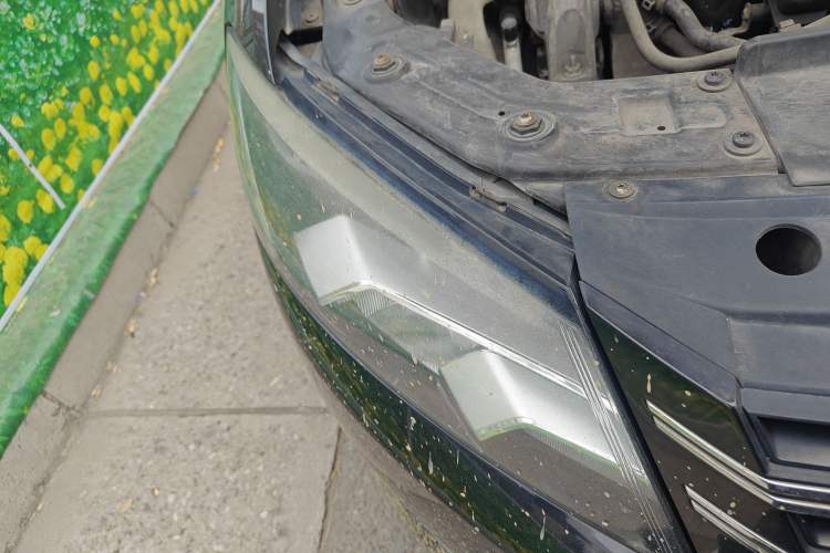 Used Volkswagen Passat 2013 1.8TSI DSG Prestige Edition Right Front Headlight