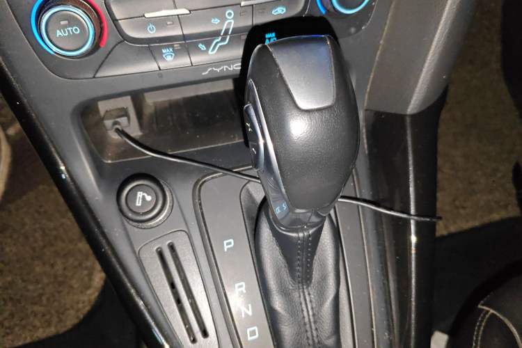 Used Ford Focus 2015 Hatchback 1.6L Automatic Fashion Edition