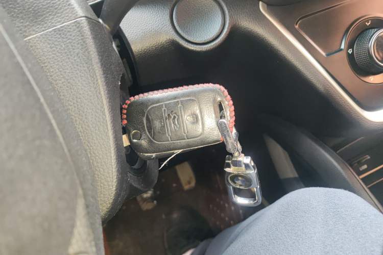 Used Wuling Hongguang S3 2018 1.5L Manual Comfort Model China V Standard
