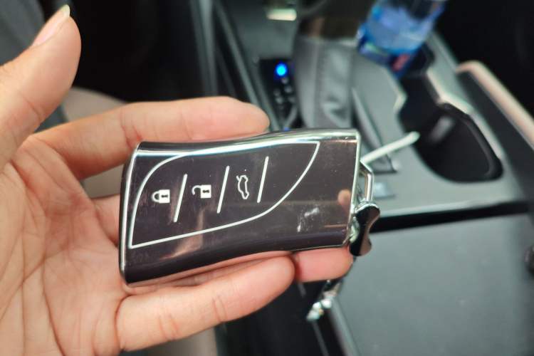 Used Lexus ES 2022 300h Excellence Edition