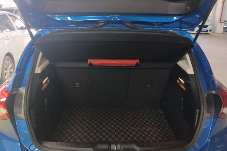 Used Ford Focus 2020 Hatchback EcoBoost 180 Automatic Trend Edition Trunk