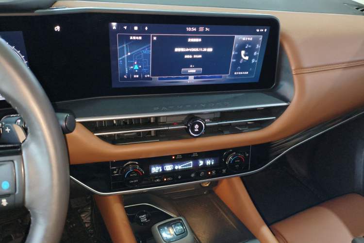 Used Nissan Pathfinder 2024 380 VC-TURBO Four-Wheel Drive Intelligent Driving Version 6 Seats Audio And AC Panel