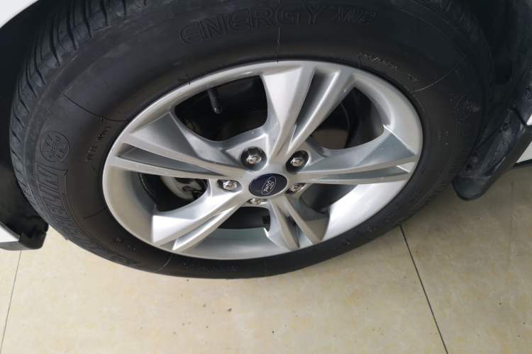 Used Ford Focus 2017 Hatchback 1.6L Automatic Comfort Plus SmartDrive Edition
